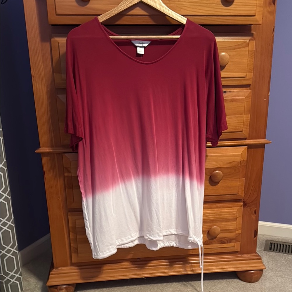 Women's Red and White Ombre Top
